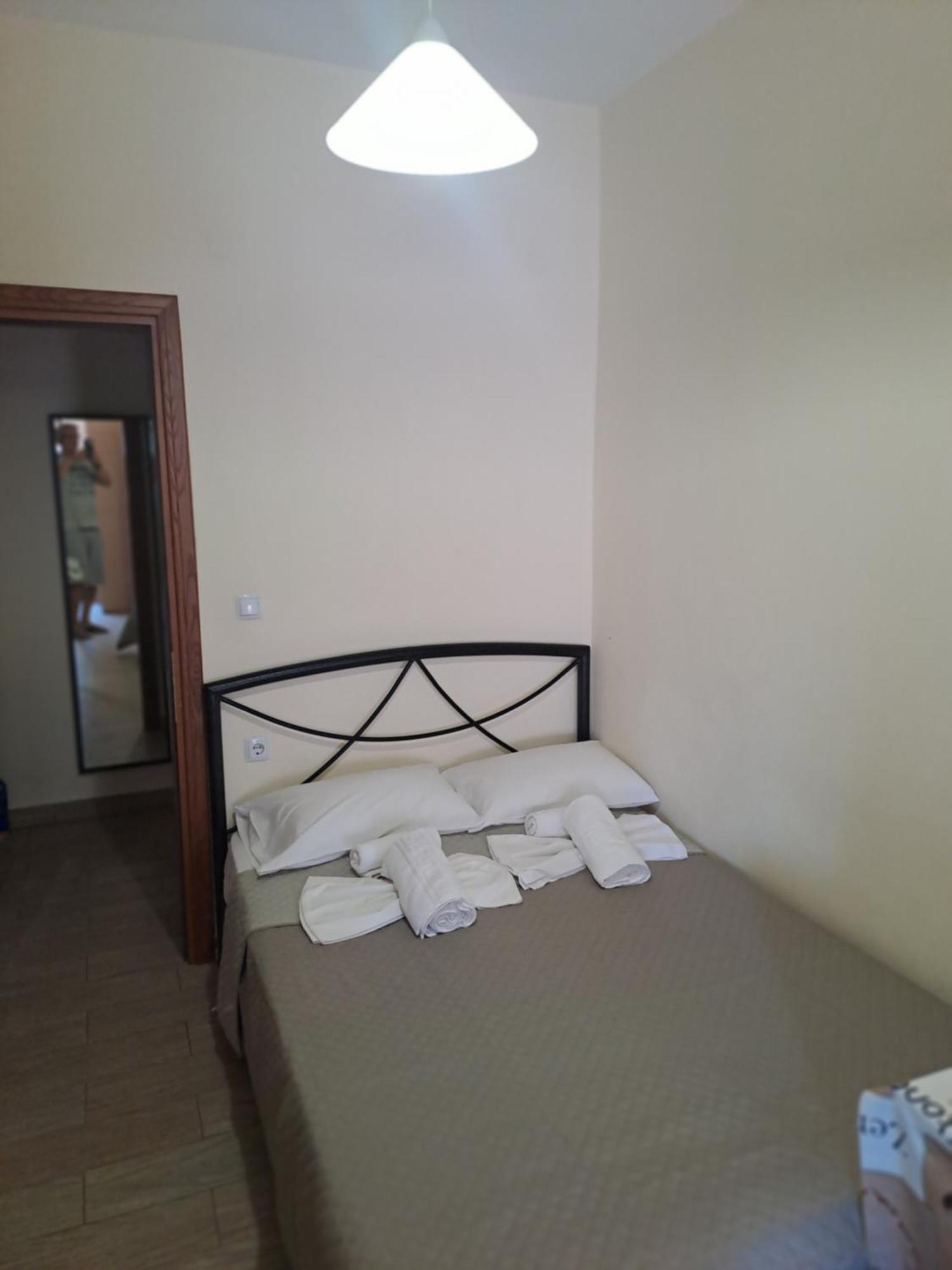 Diolkos 2 Apartment Nea Roda Ruang foto