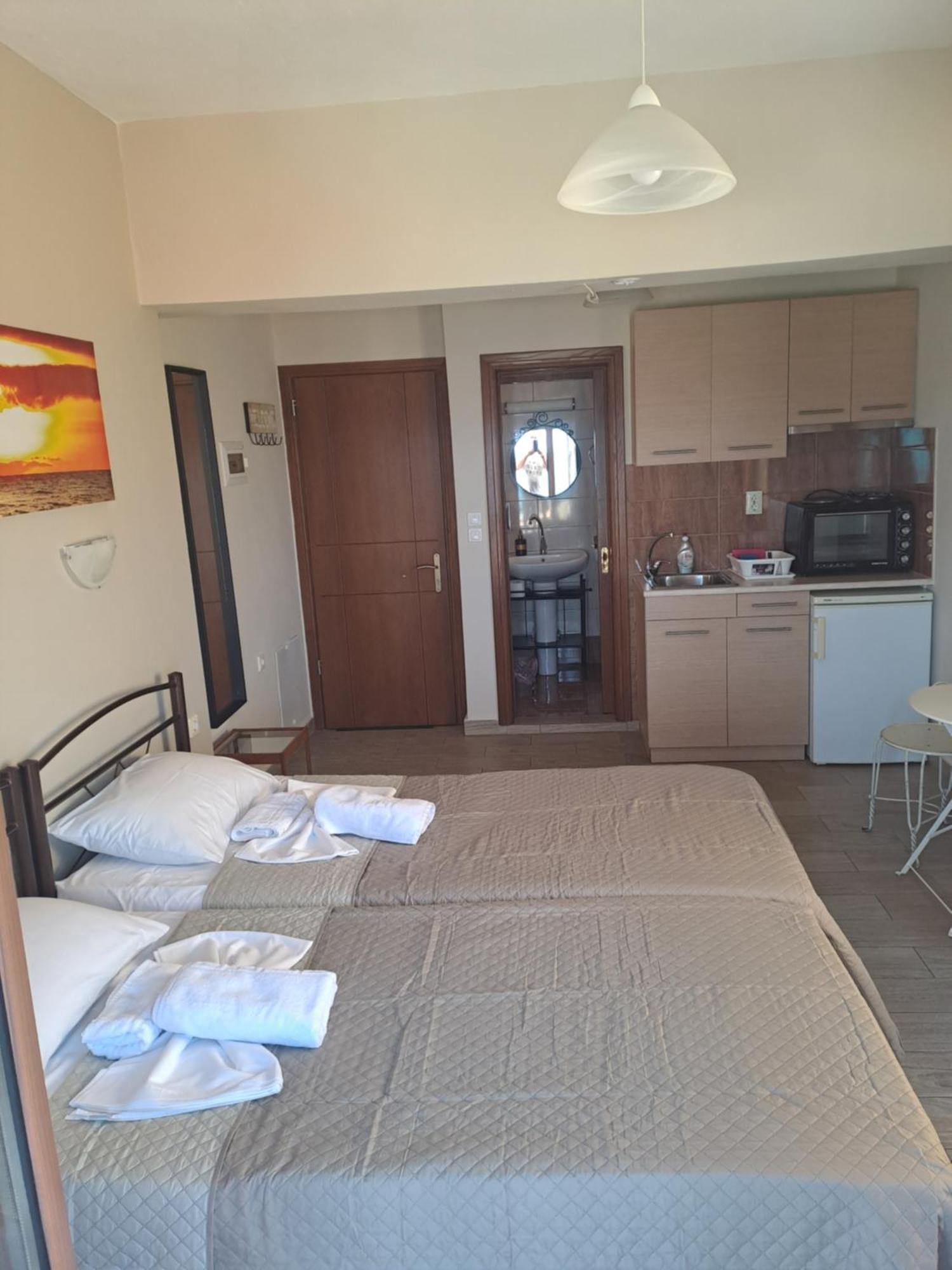Diolkos 2 Apartment Nea Roda Ruang foto