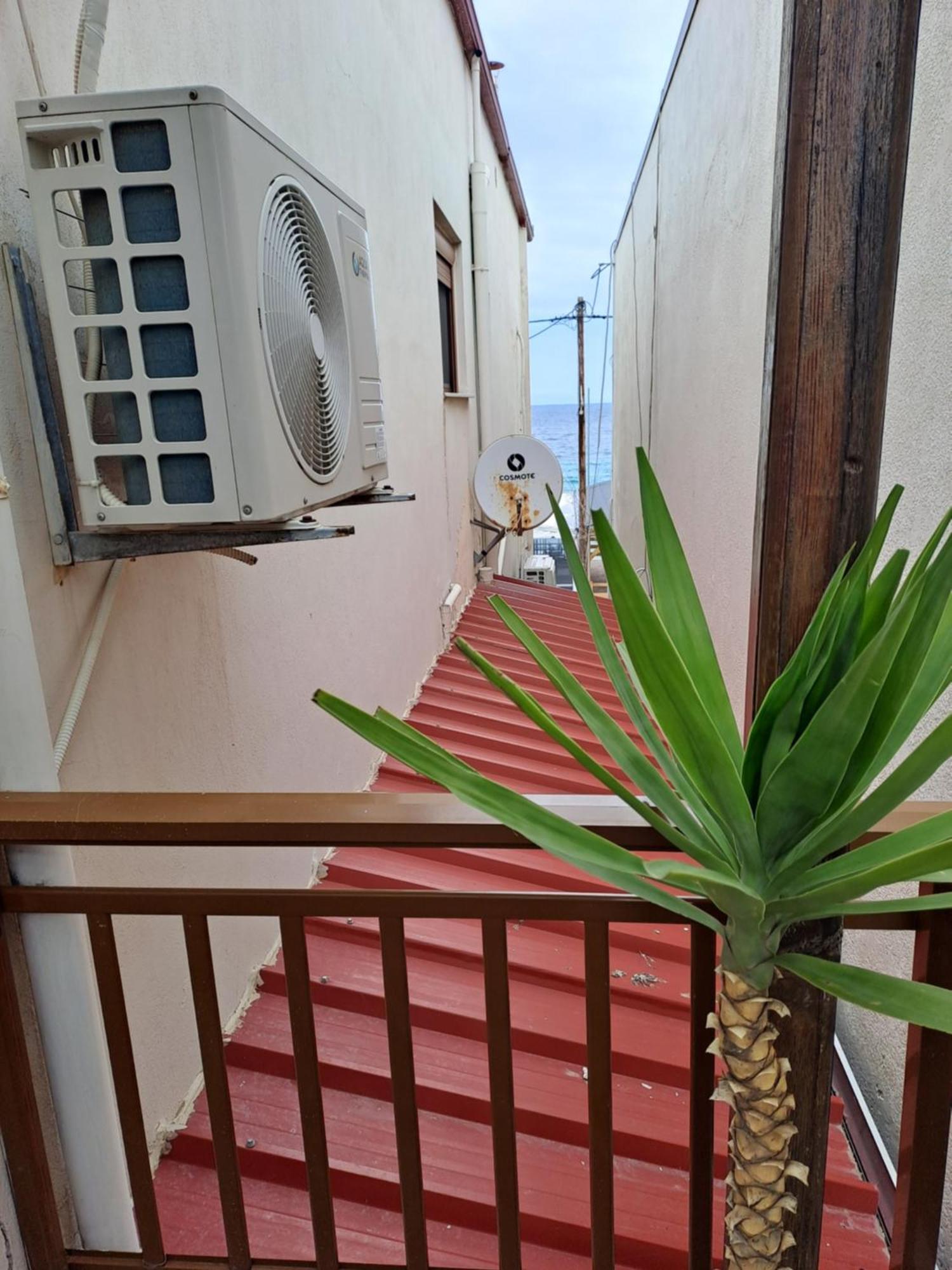 Diolkos 2 Apartment Nea Roda Bagian luar foto