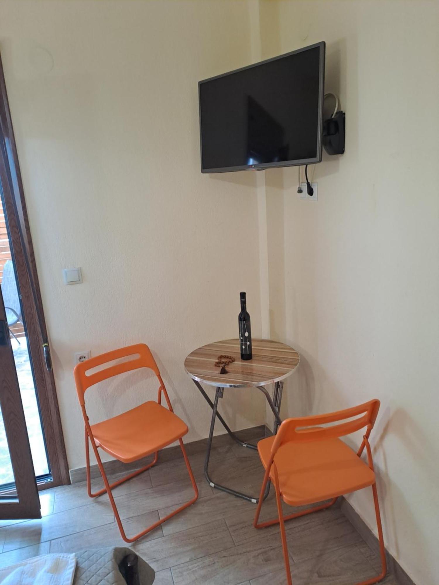 Diolkos 2 Apartment Nea Roda Bagian luar foto