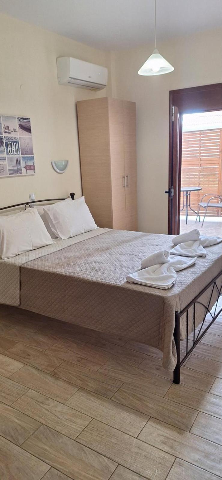 Diolkos 2 Apartment Nea Roda Ruang foto